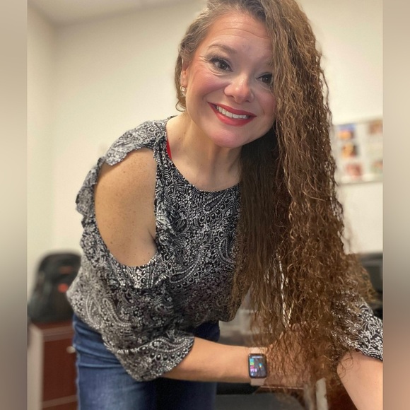 Old Navy Black & White Paisley Print Cold Shoulder Boho Western Top Sz.Lg - Picture 8 of 9